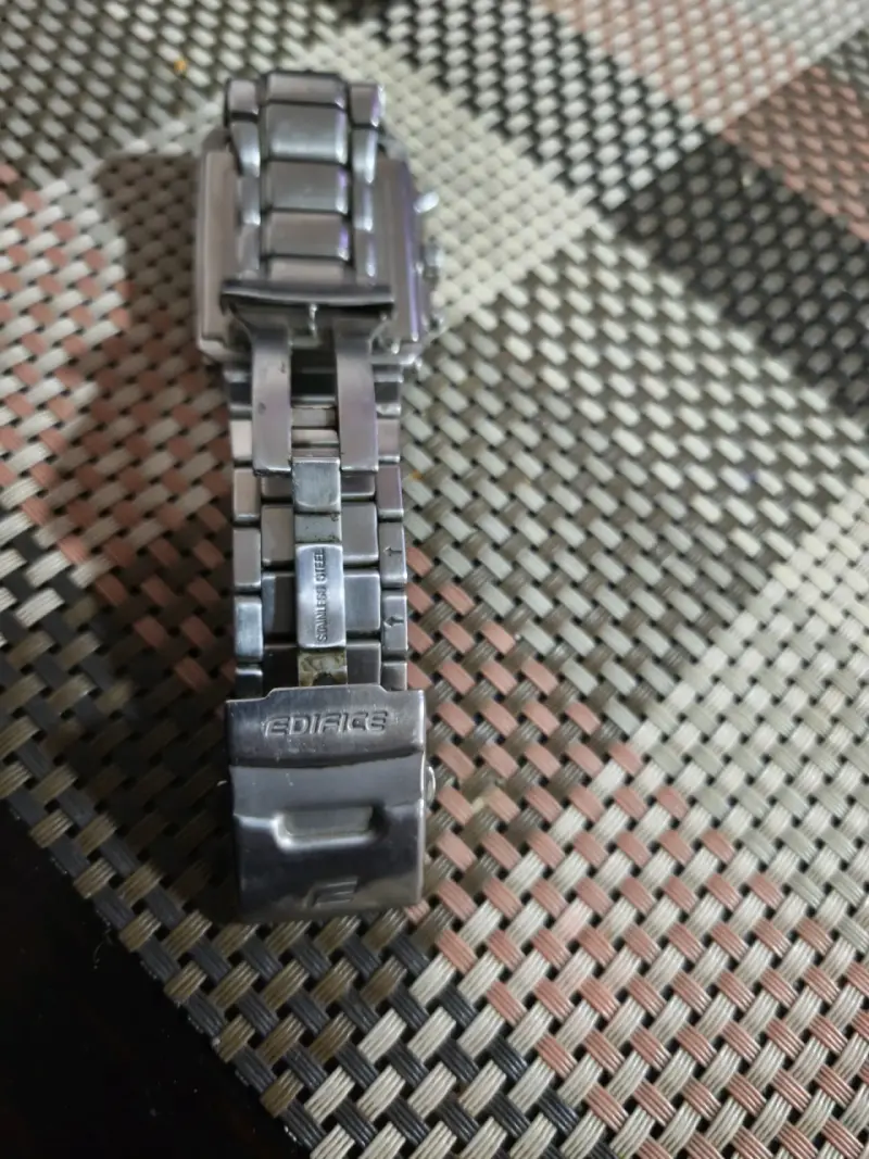 Reloj cronógrafo metálico - 4