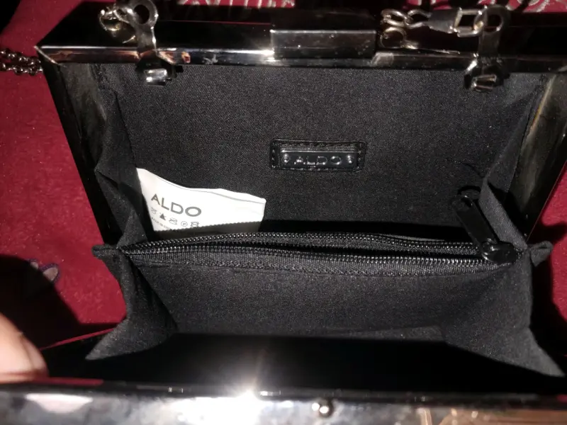 Cartera  pequeña de mano - 3