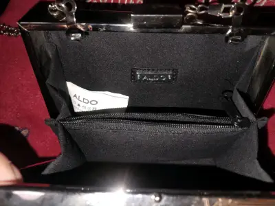 Cartera  pequeña de mano - miniatura 3