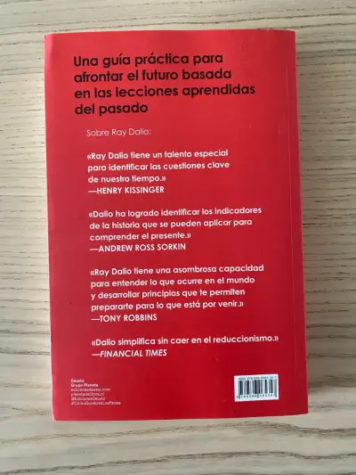 Libro 'Cómo quiebran los países' - miniatura 2