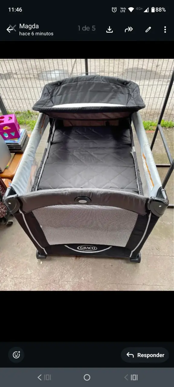 Cuna corral Graco negra con malla - 4