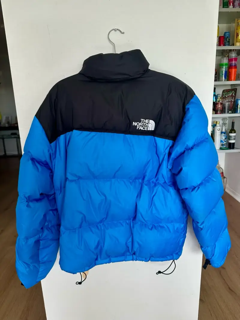 Chaqueta The North Face azul y negra - 2