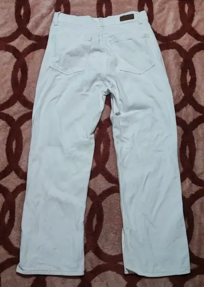 Mini falda y pantalón blanco - miniatura 4