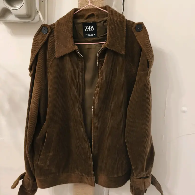 Chaqueta cafe de pana Zara - 1