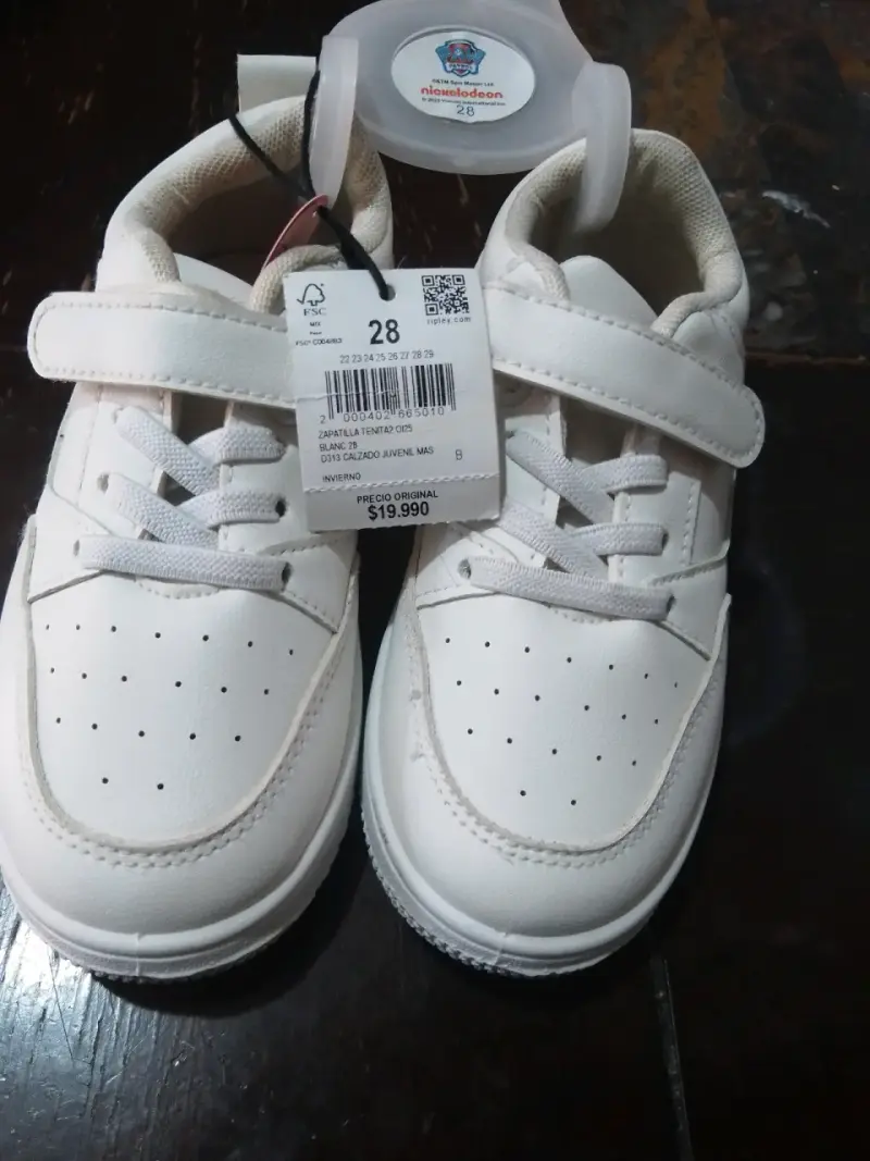 Zapatillas blancas talla 28