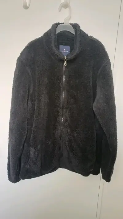 Chaqueta de polar negra con cierre - miniatura 2