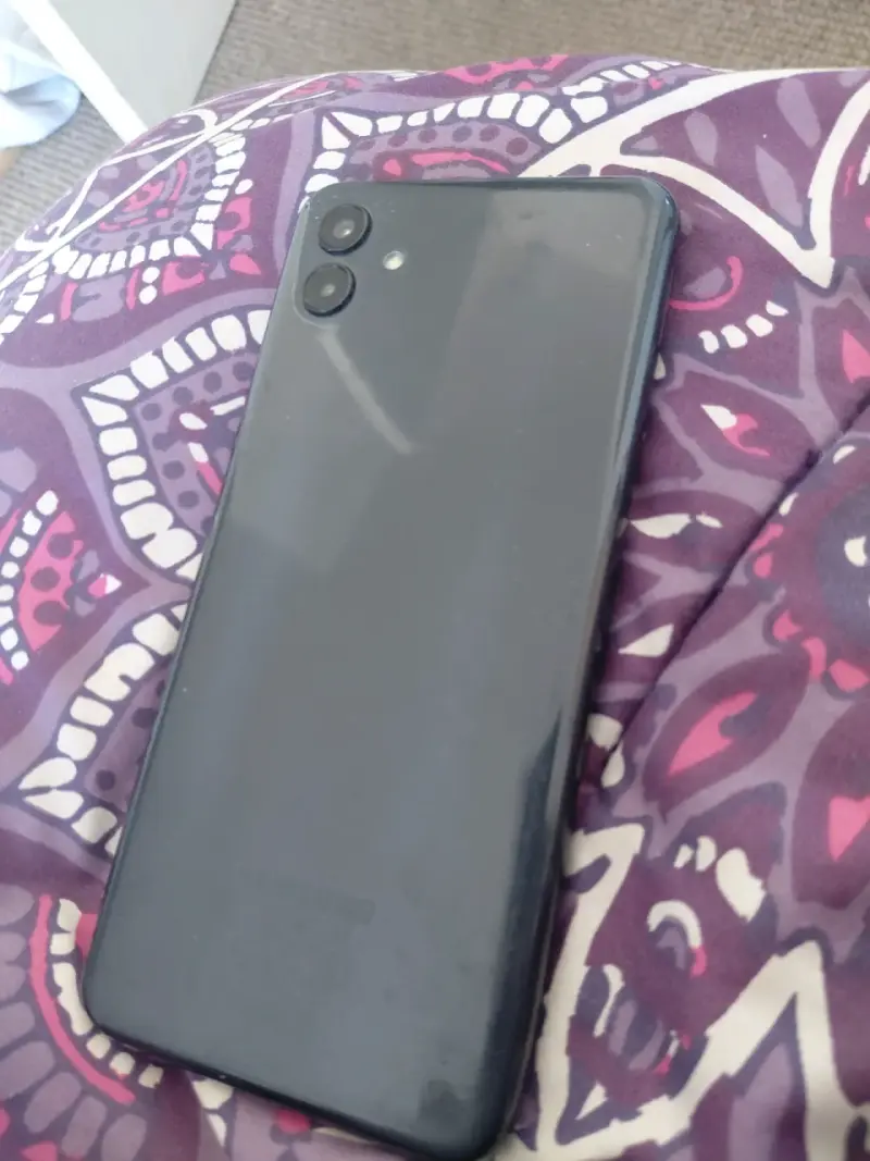 Celular Samsung A04 - 2