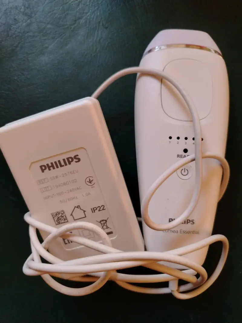 Depiladora Philips Lumea Essential