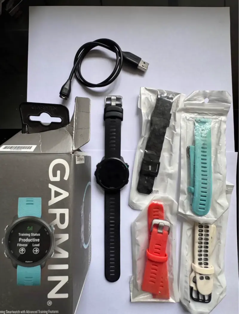 Reloj Garmin Forerunner 245 Music + Accesorios - 1