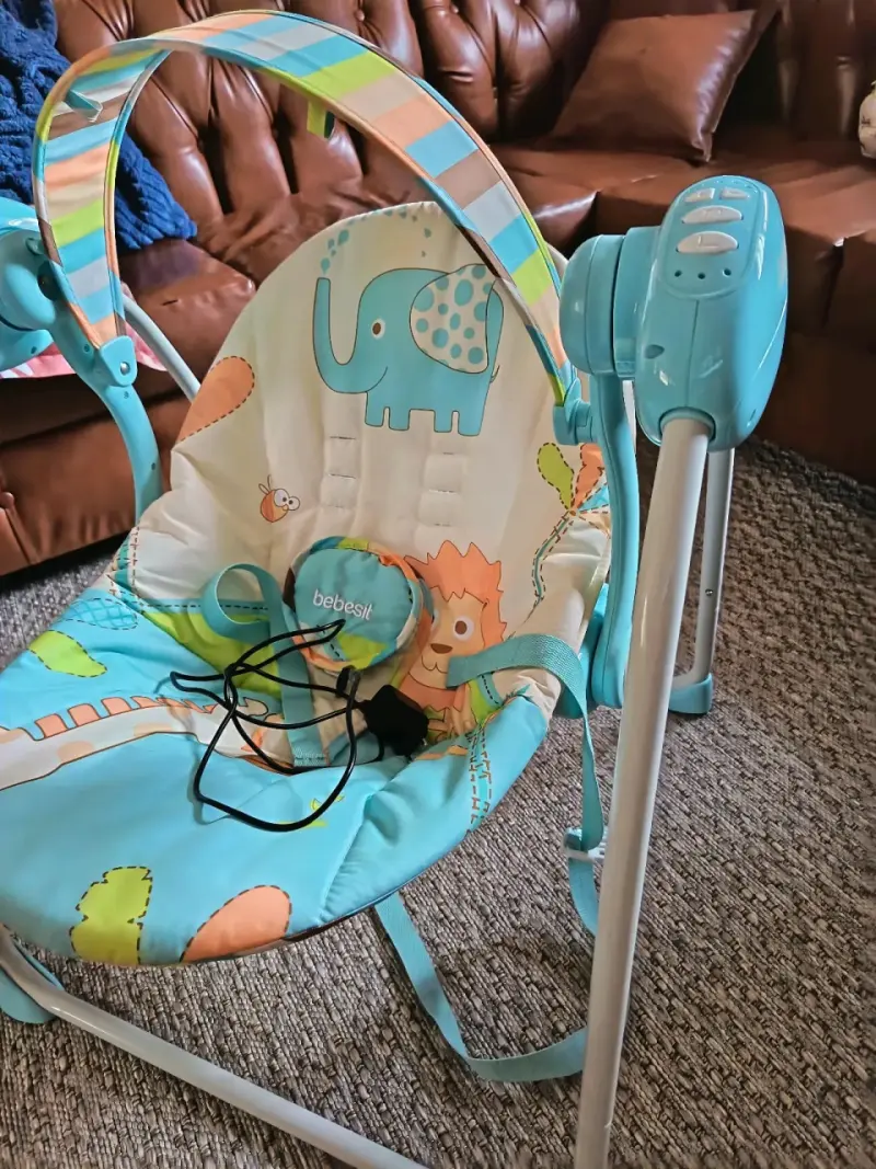 Silla mecedora para bebé - 2