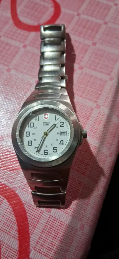 Reloj victorinox - miniatura 2