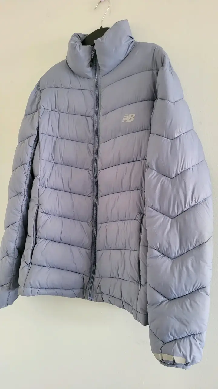 Parka  New Balance Talla S poco uso - 5