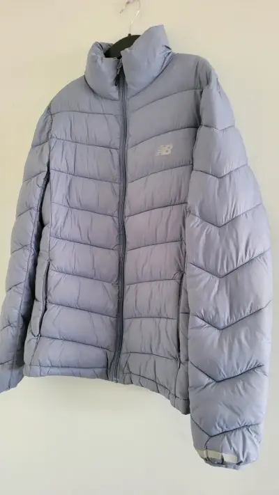 Parka  New Balance Talla S poco uso - miniatura 5