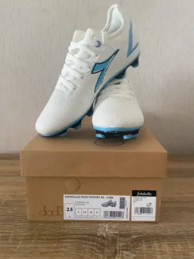 Zapatillas de futbol - miniatura 1