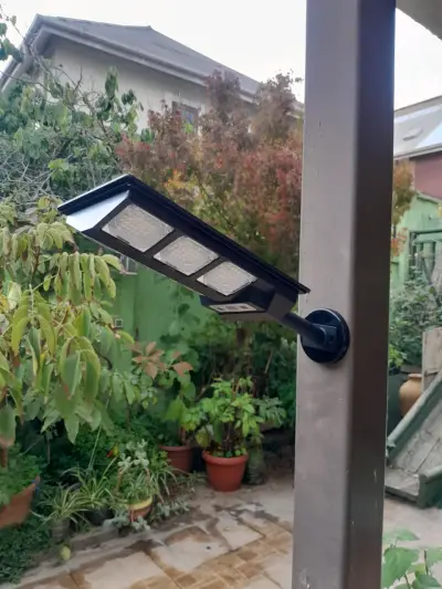 Iluminación solar eficiente con instalación magnét - miniatura 1