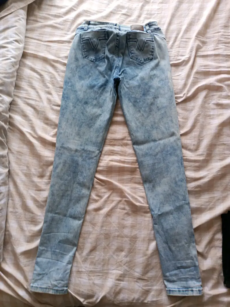 Jeans azul claro desgastado - 2