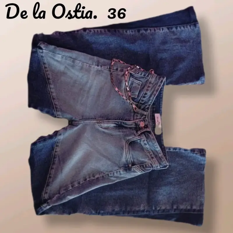 Abrigo negro con forro beige - 5