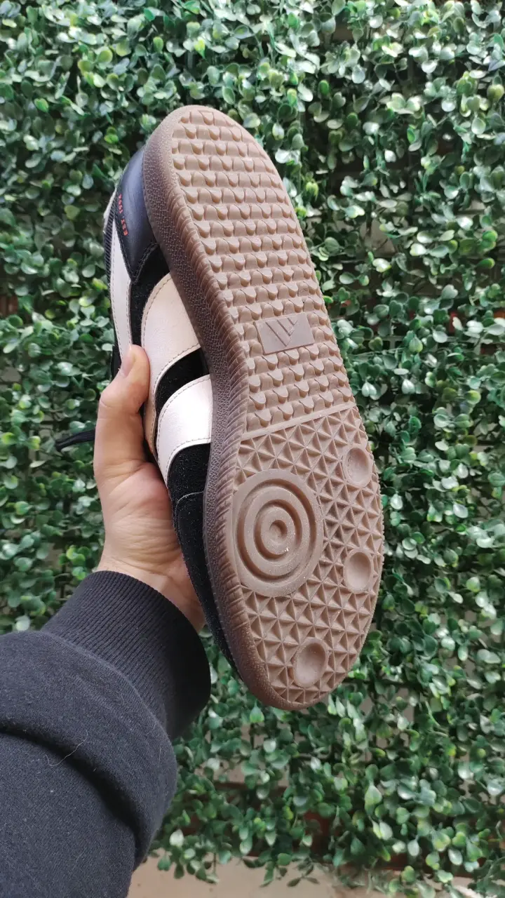 ADIDAS PREDATOR FREESTYLE (42) - 3