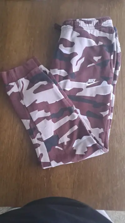 Pantalón deportivo Nike camuflaje - miniatura 1