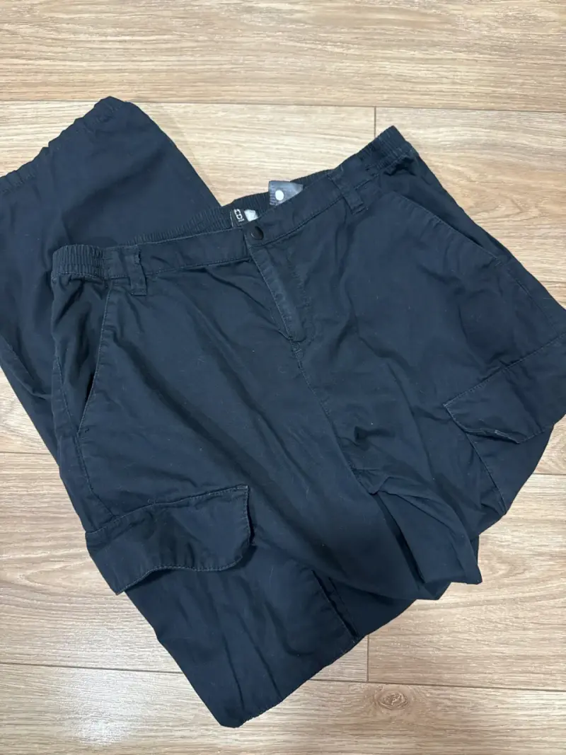 Pantalones negros talle 42 - 3