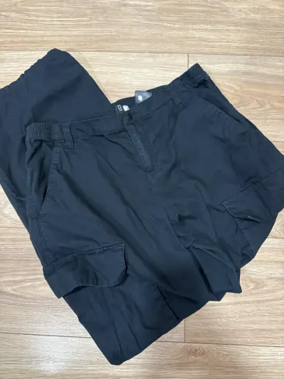 Pantalones negros talle 42 - miniatura 3