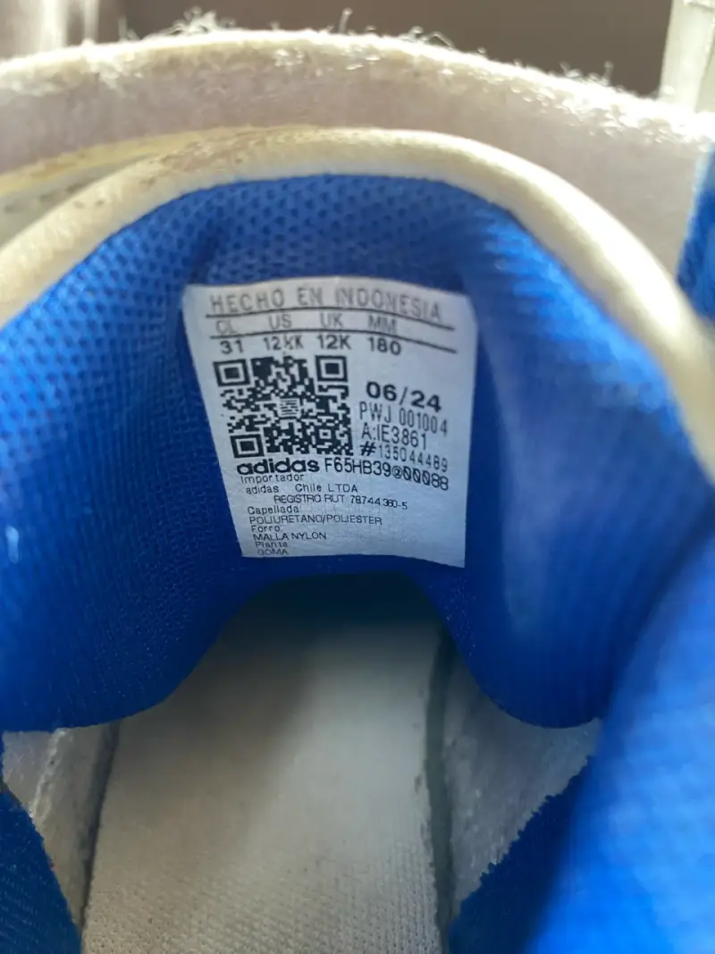 Zapatillas altas blancas y azules - 6