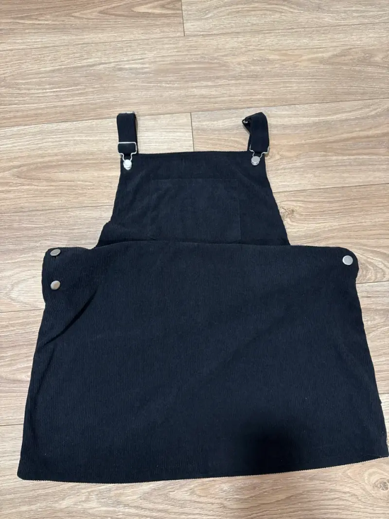 Peto falda negra con tirantes - 2