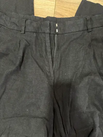 Pantalones negros sueltos - miniatura 4