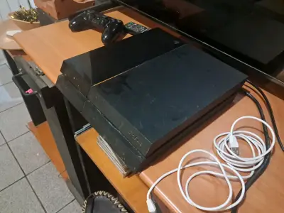 Ps4 Fat usada - miniatura 3