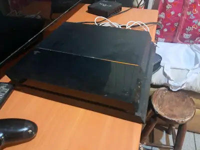 Ps4 Fat usada - miniatura 4
