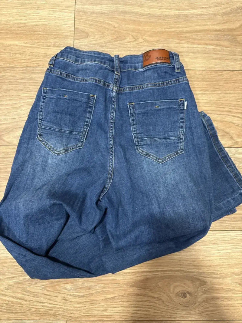 Jeans azul desgastados - 2