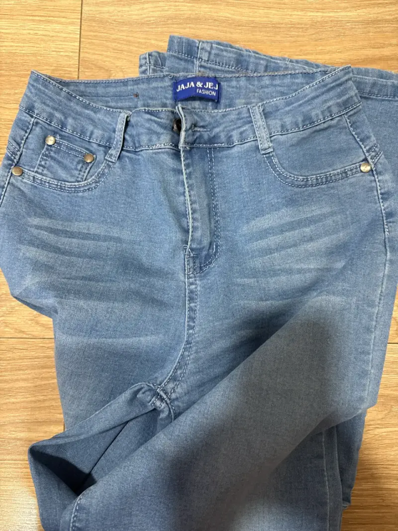 Jeans azul claro - 2