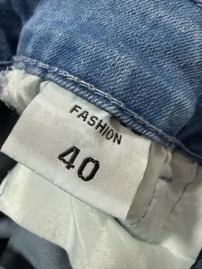 Jeans azul claro - miniatura 4