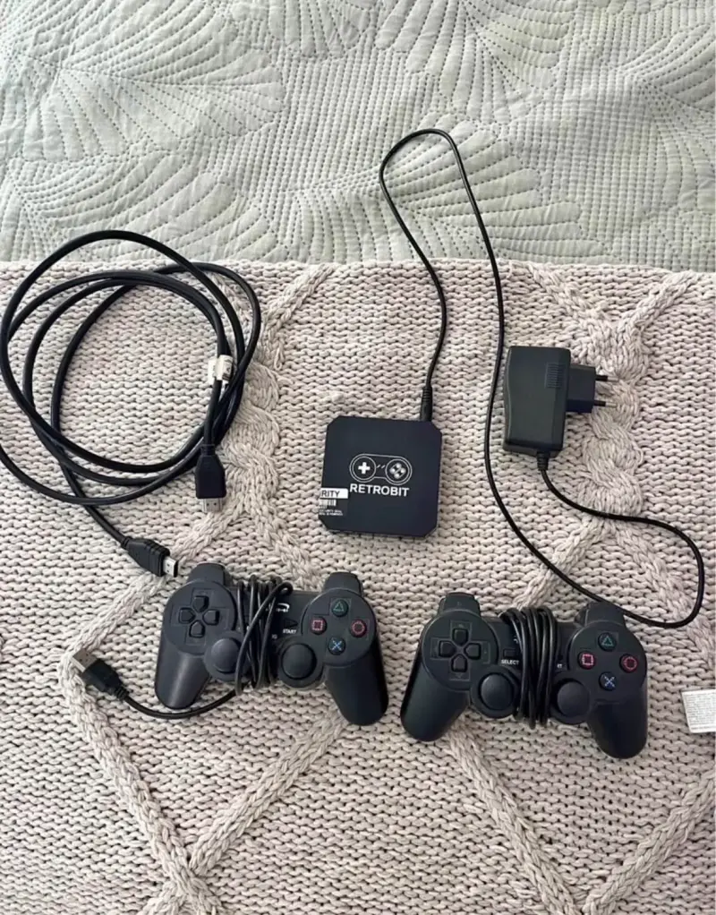 Consola retrobit