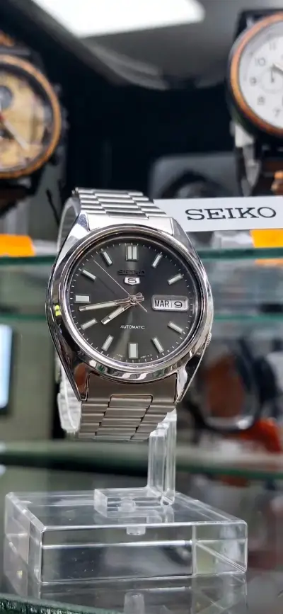 Reloj Seiko 5 automático acero - miniatura 2