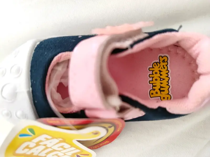 Zapato de bebé rosa y azul - 3