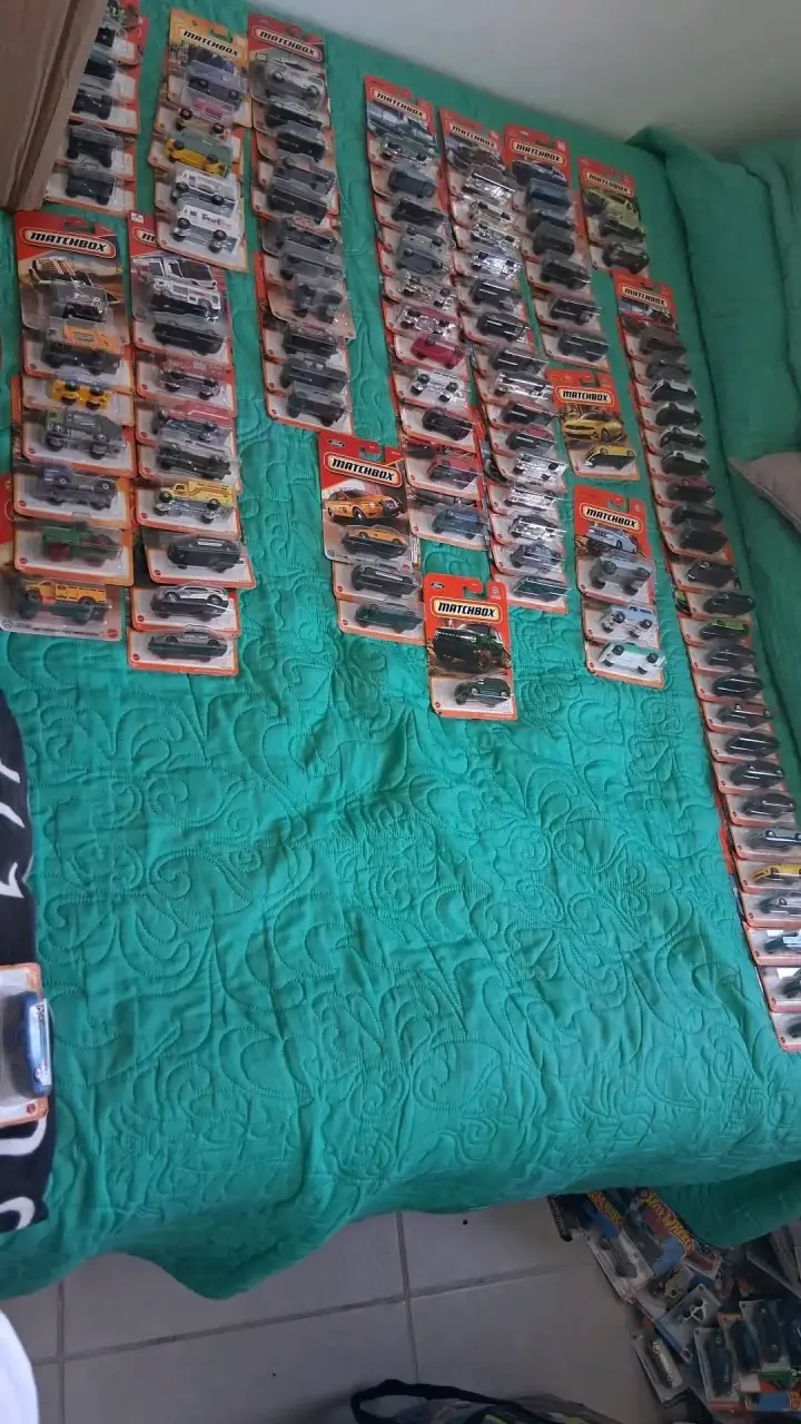 Colección de autos en miniatura - 2