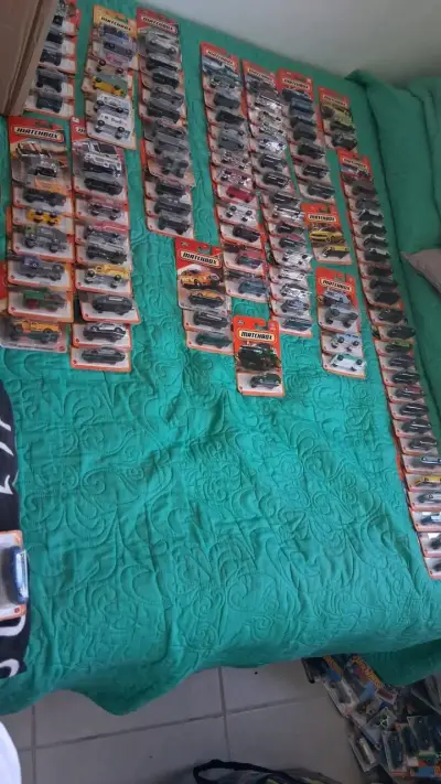 Colección de autos en miniatura - miniatura 2
