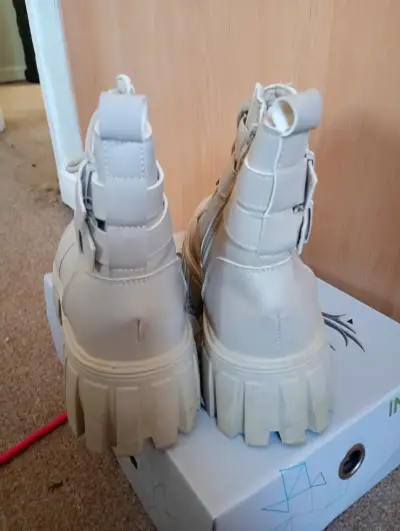 Botines beige de plataforma - miniatura 4