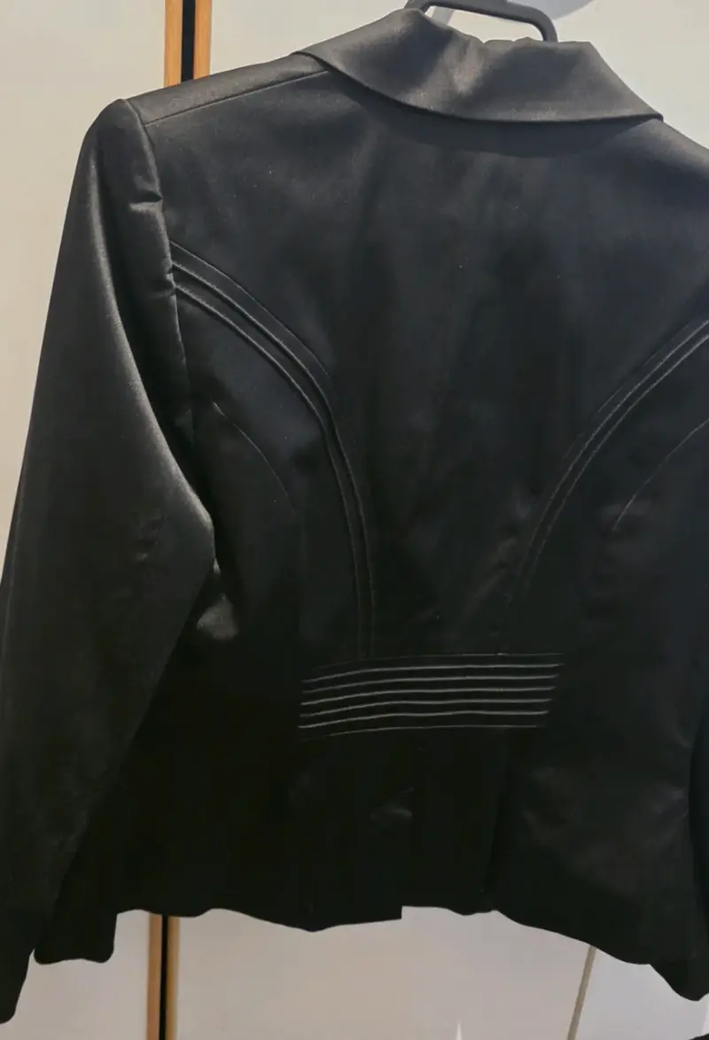 Blazer negro elegante - 3