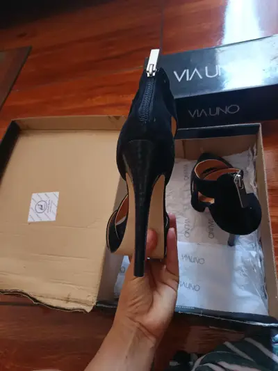 Zapatos de tacón Via Uno negros - miniatura 1