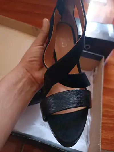 Zapatos de tacón Via Uno negros - miniatura 5