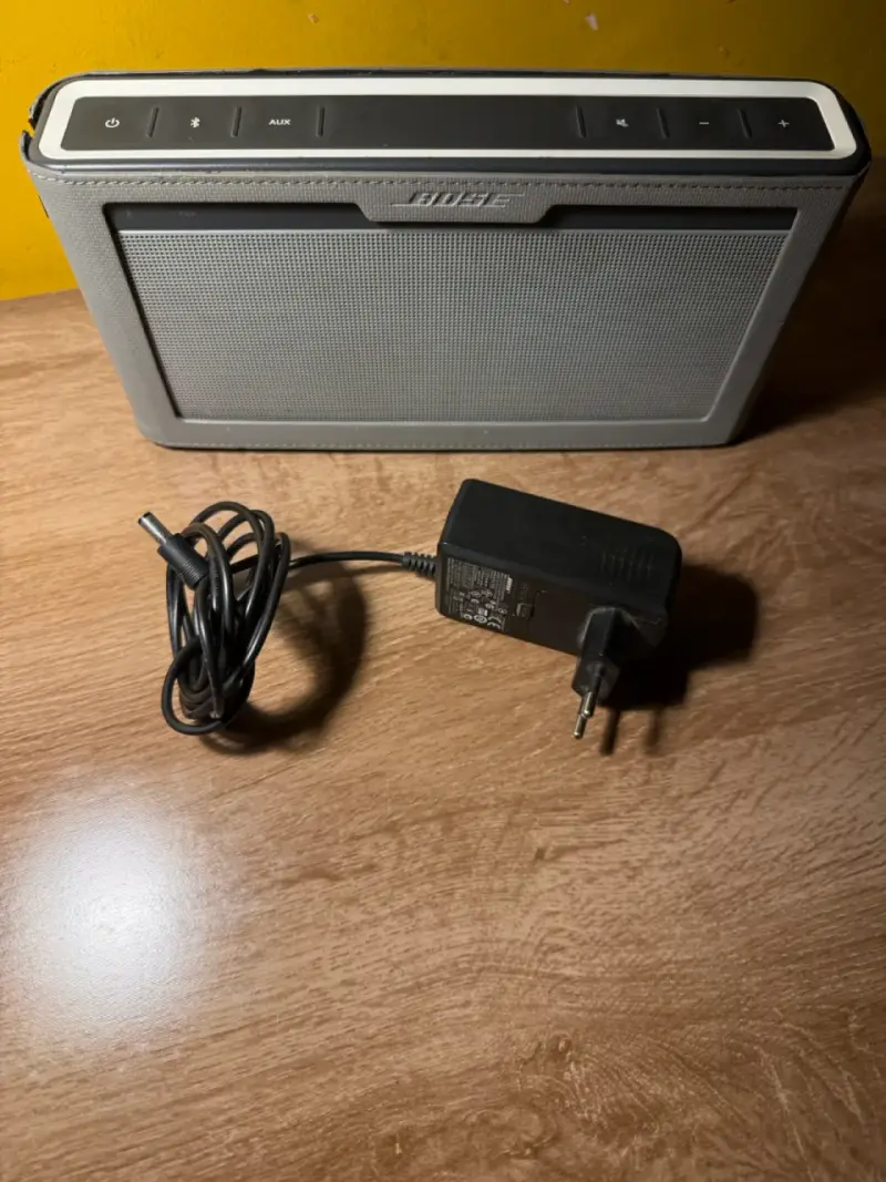 Parlante Bose Soundlink 3 - 2
