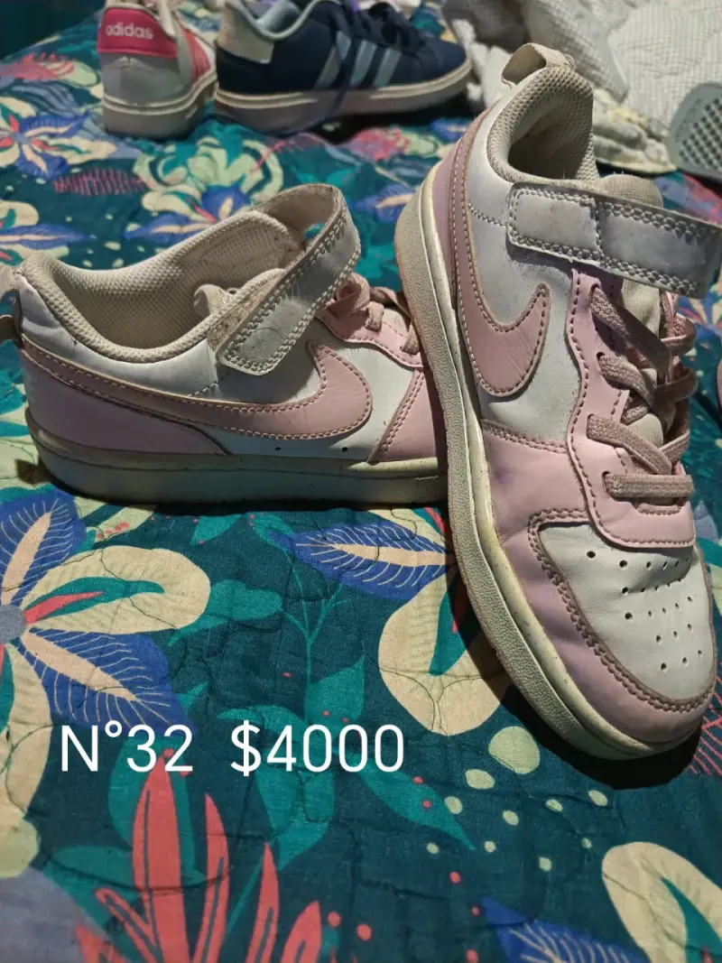 Zapatillas infantiles rosa N°32 - 1