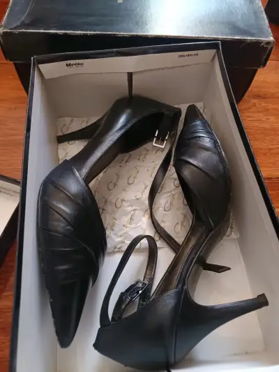 Tacones negros elegantes marca Gacel, originales - miniatura 1