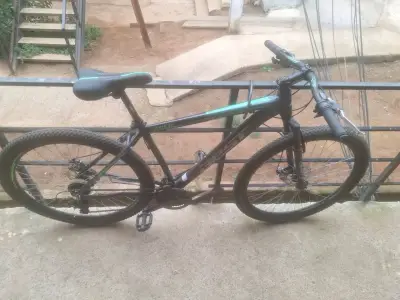 Bicicleta otis bets verde y negra - miniatura 1