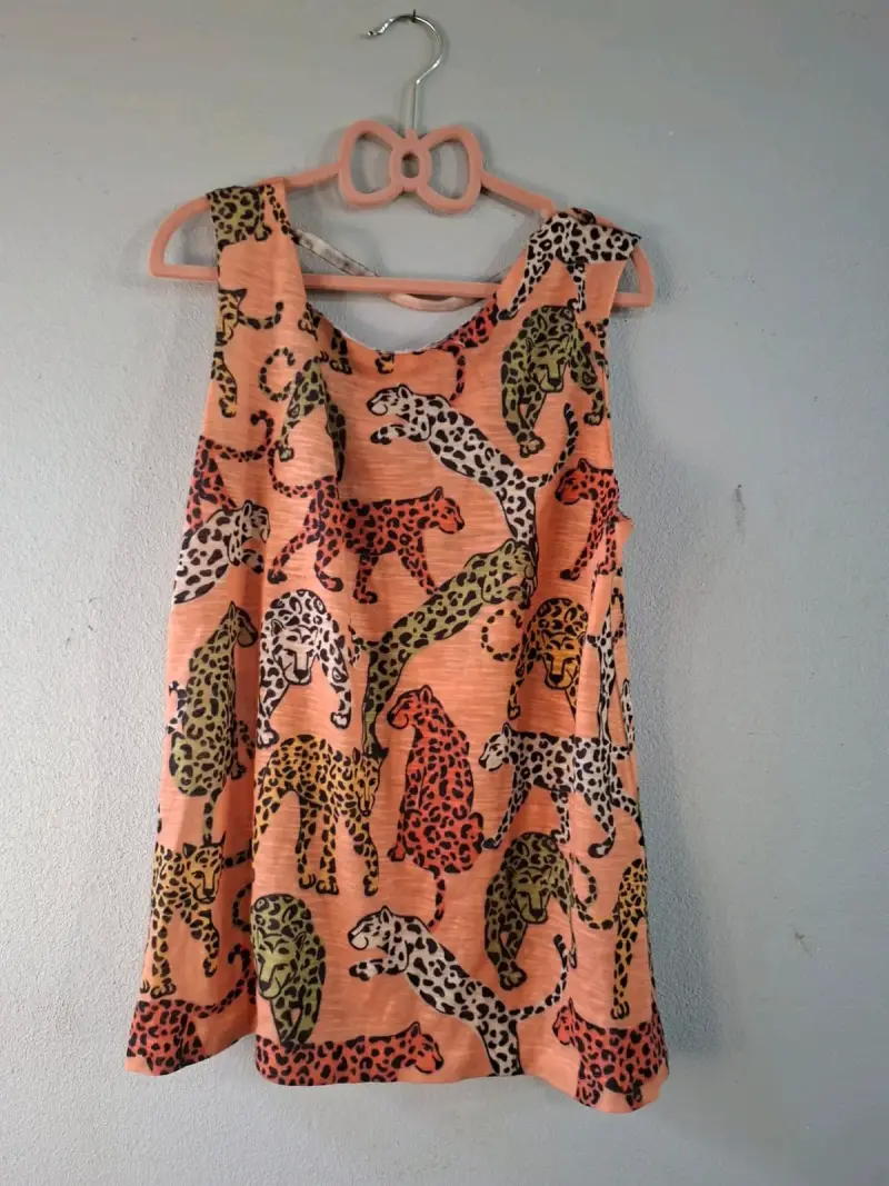 Blusa estampada animal print - 1