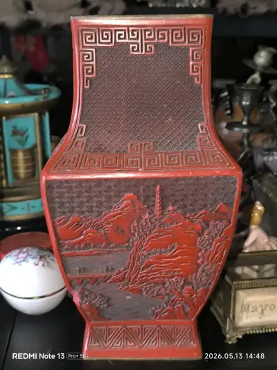 Jarrón decorativo rojo antiguo - miniatura 3