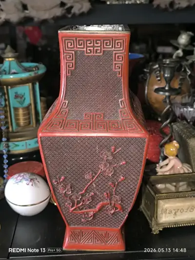 Jarrón decorativo rojo antiguo - miniatura 4