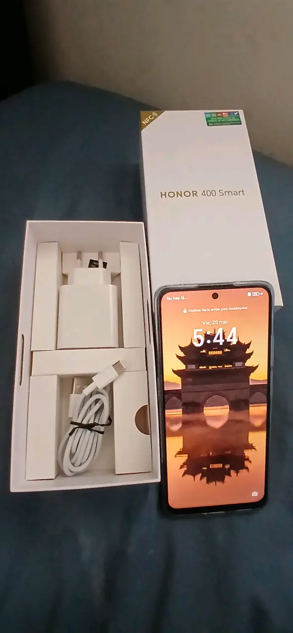 Smartphone HONOR 400 nuevo con caja - 1